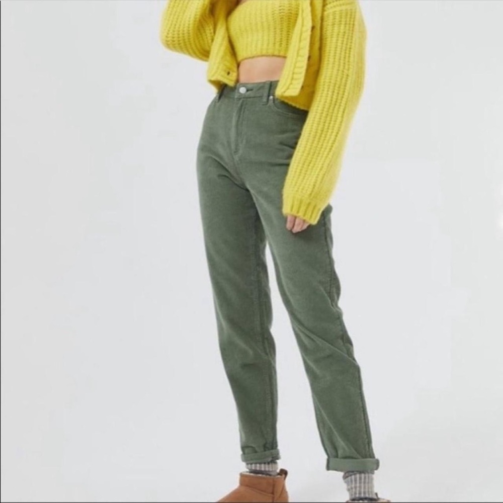Urban Outfitters BDG mom Jean high rise soft thick corduroy green